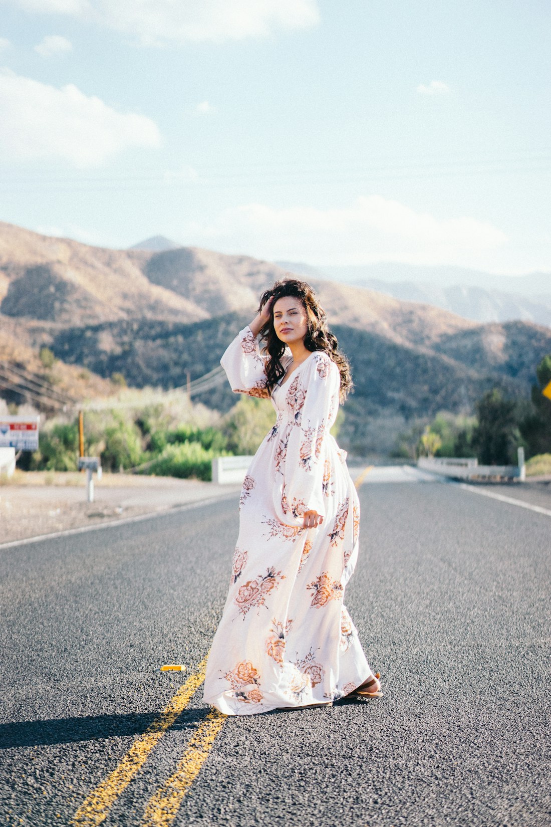Refined wedding table styling